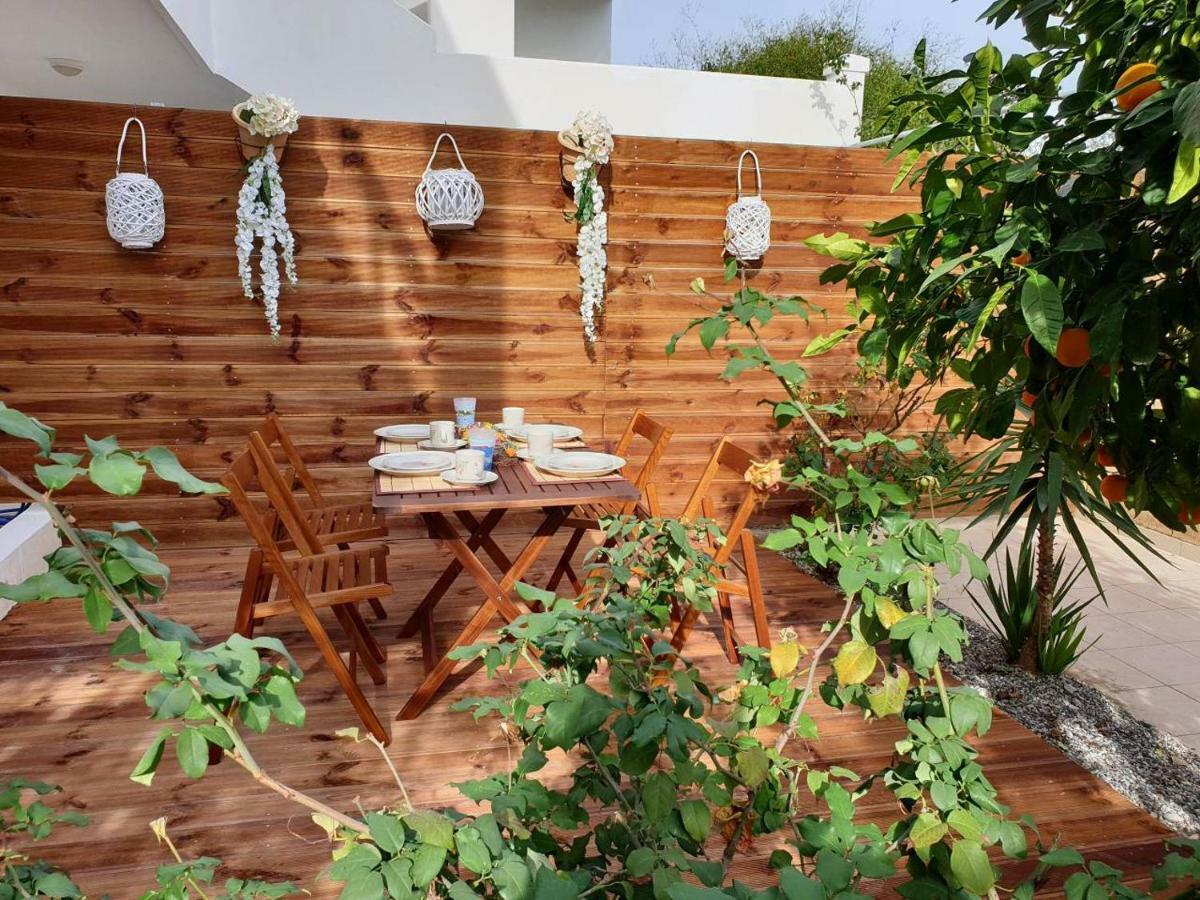 Sea Breeze Villa CCharaki Exterior foto